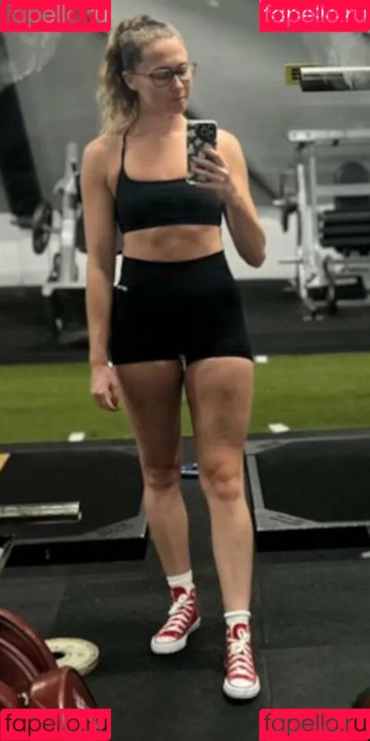 catraises Onlyfans Photo Gallery 