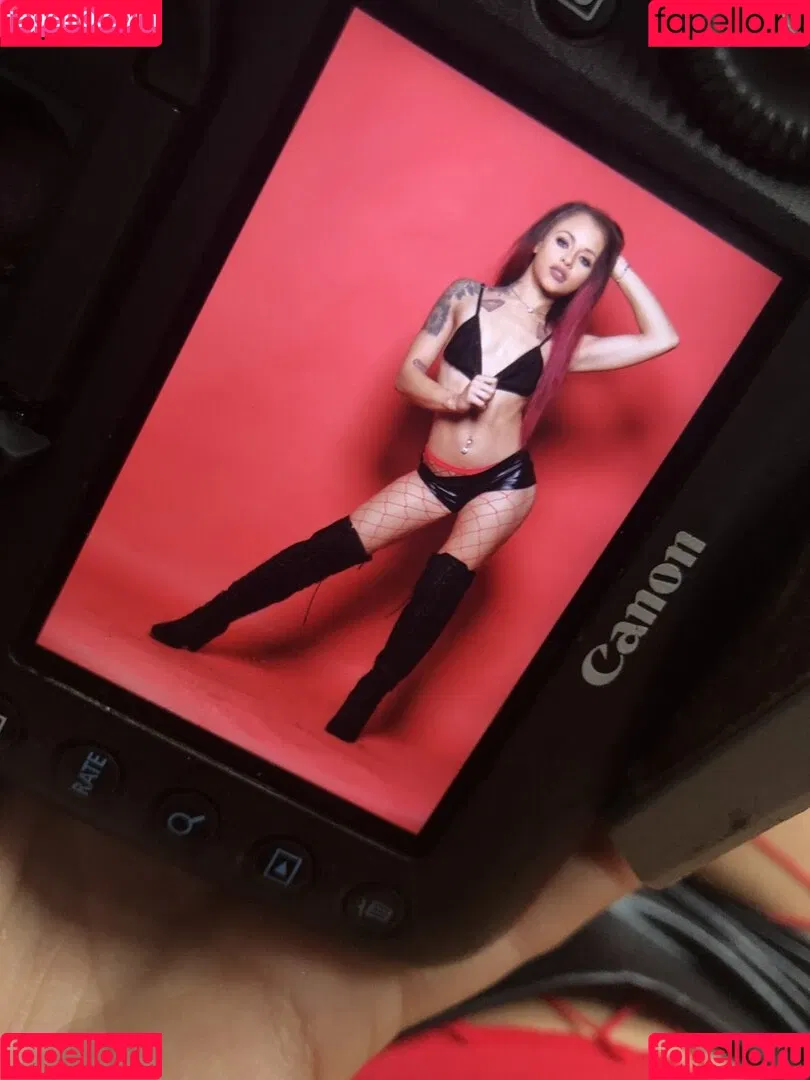 hollyhendrix_ Onlyfans Photo Gallery 