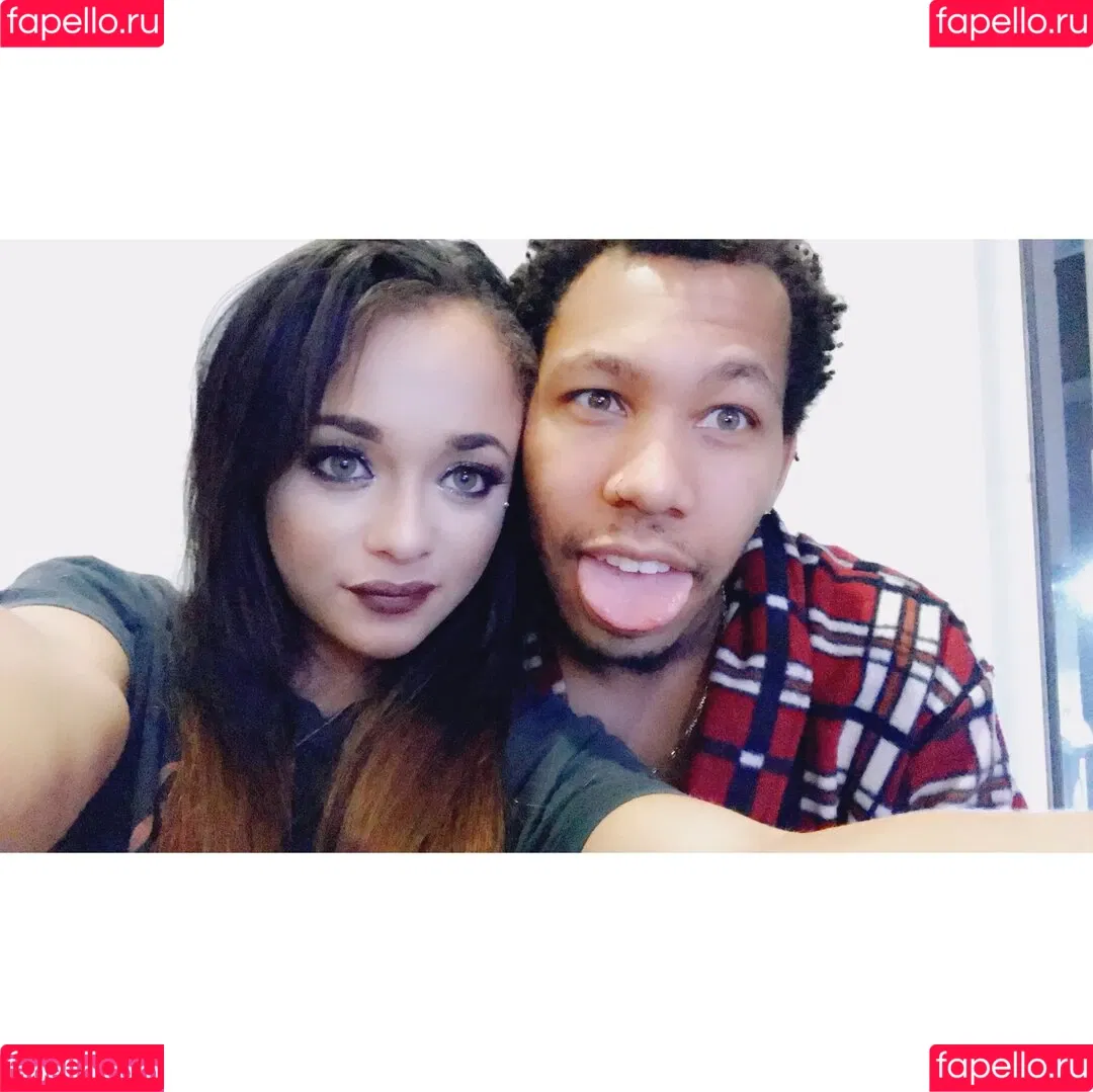 hollyhendrix_ Onlyfans Photo Gallery 