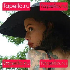 hollyhendrix_ Onlyfans Photo Gallery 