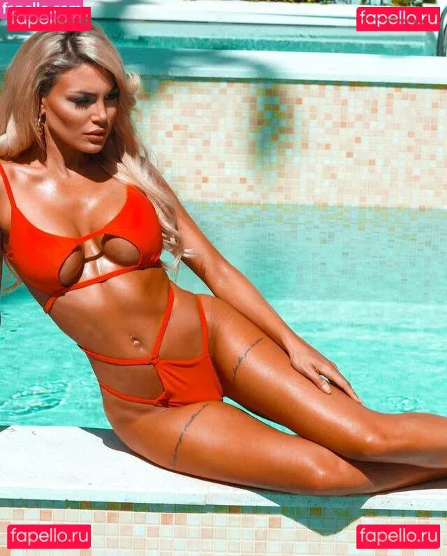 Alexandra Panagiotarou Onlyfans Photo Gallery 