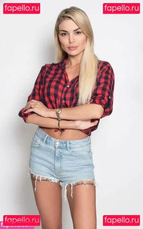 Alexandra Panagiotarou Onlyfans Photo Gallery 