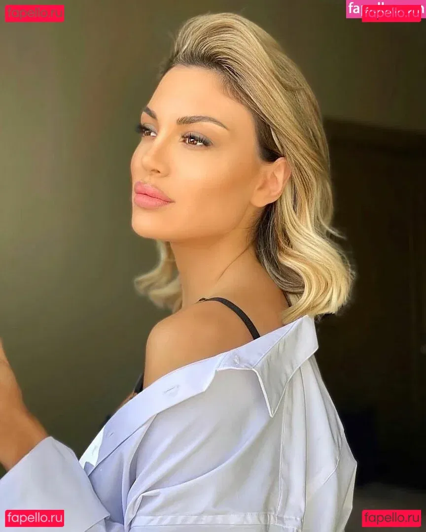 Alexandra Panagiotarou Onlyfans Photo Gallery 