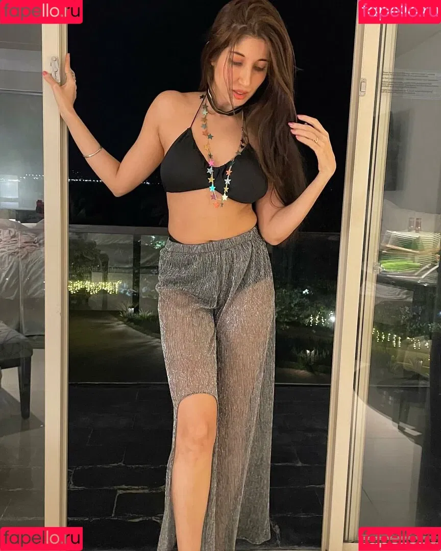 Bhumicka Singh Onlyfans Photo Gallery 