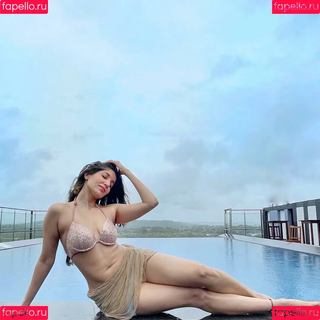 Bhumicka Singh Onlyfans Photo Gallery 