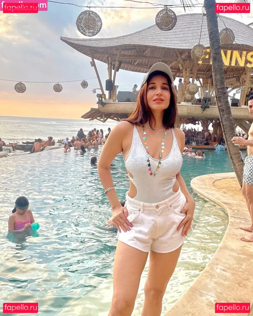 Bhumicka Singh Onlyfans Photo Gallery 