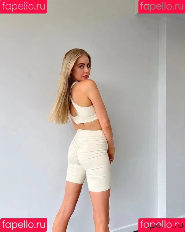 April Rose Pengilly Onlyfans Photo Gallery 
