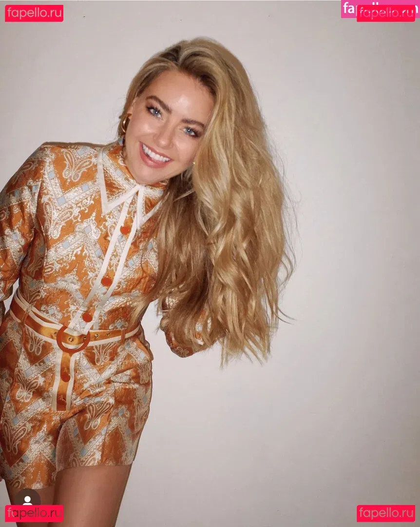 April Rose Pengilly Onlyfans Photo Gallery 