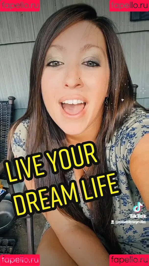 babylittlelo Onlyfans Photo Gallery 