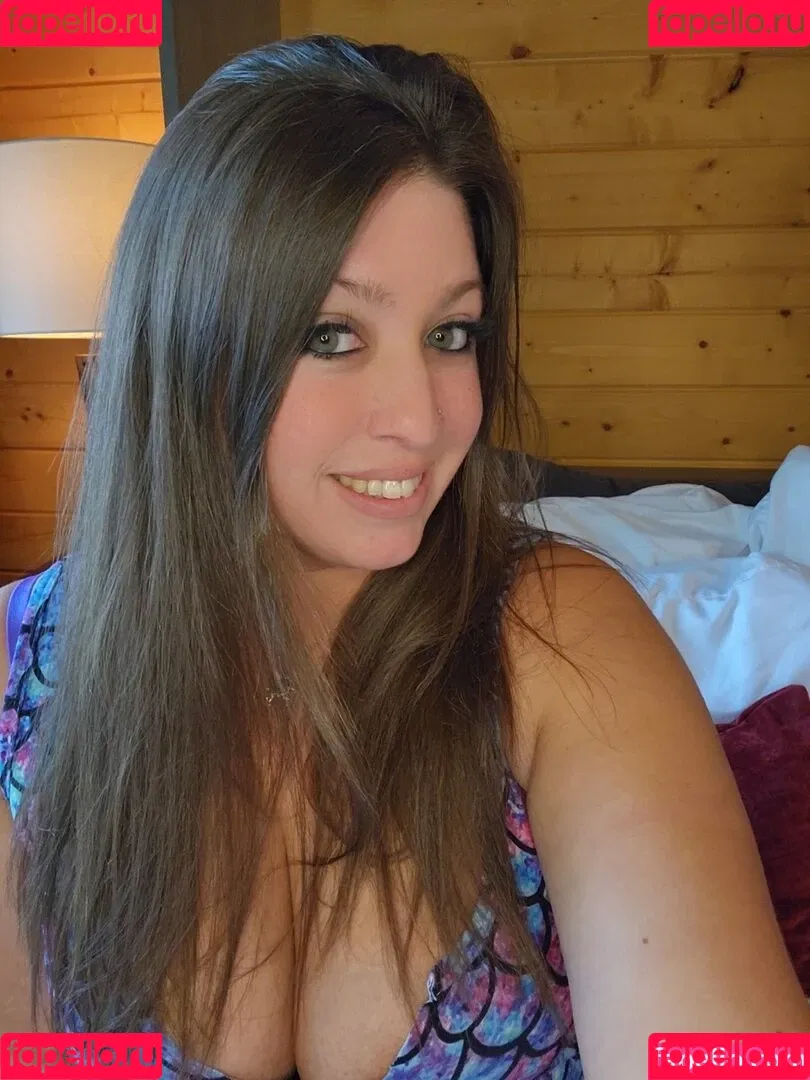babylittlelo Onlyfans Photo Gallery 