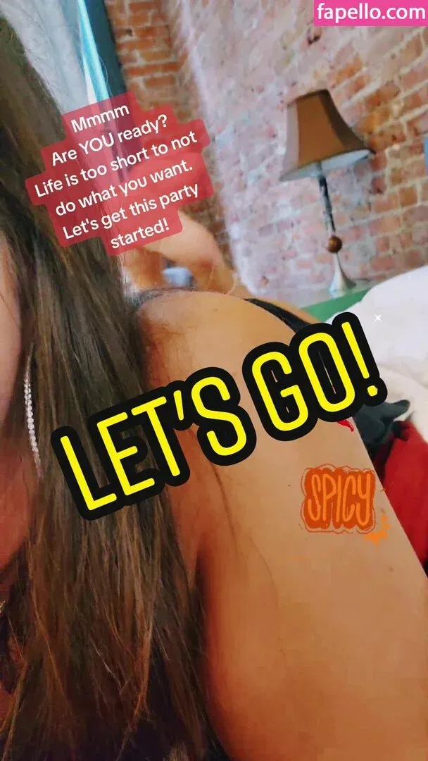 babylittlelo Onlyfans Photo Gallery 