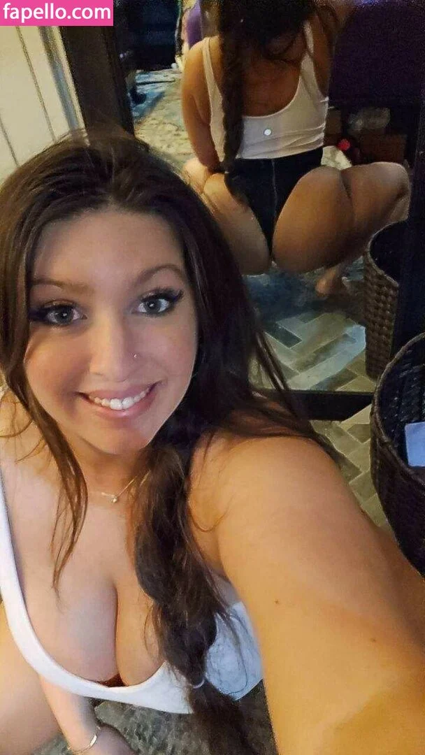 babylittlelo Onlyfans Photo Gallery 