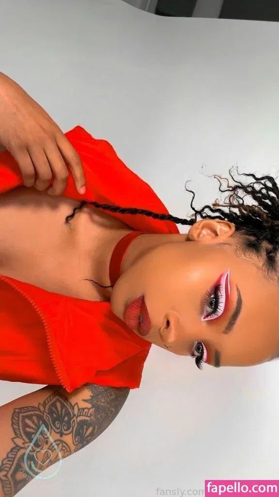 Ahquamarine Onlyfans Photo Gallery 