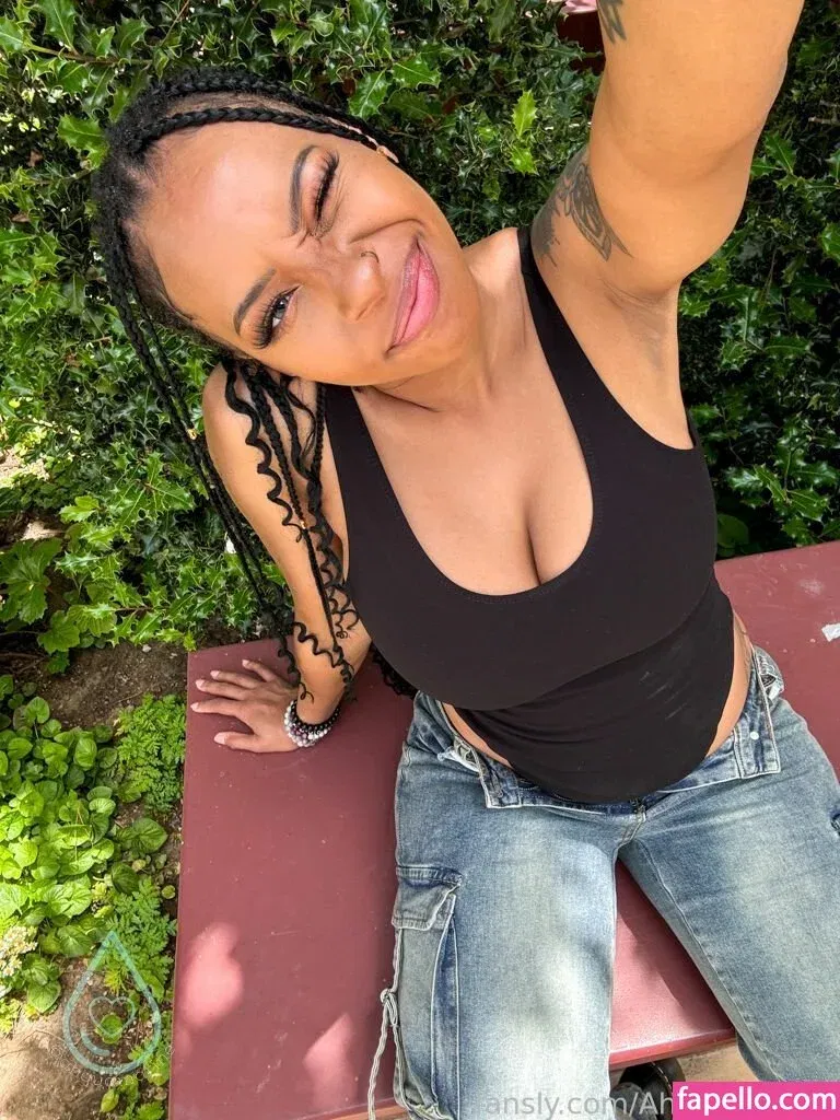 Ahquamarine Onlyfans Photo Gallery 