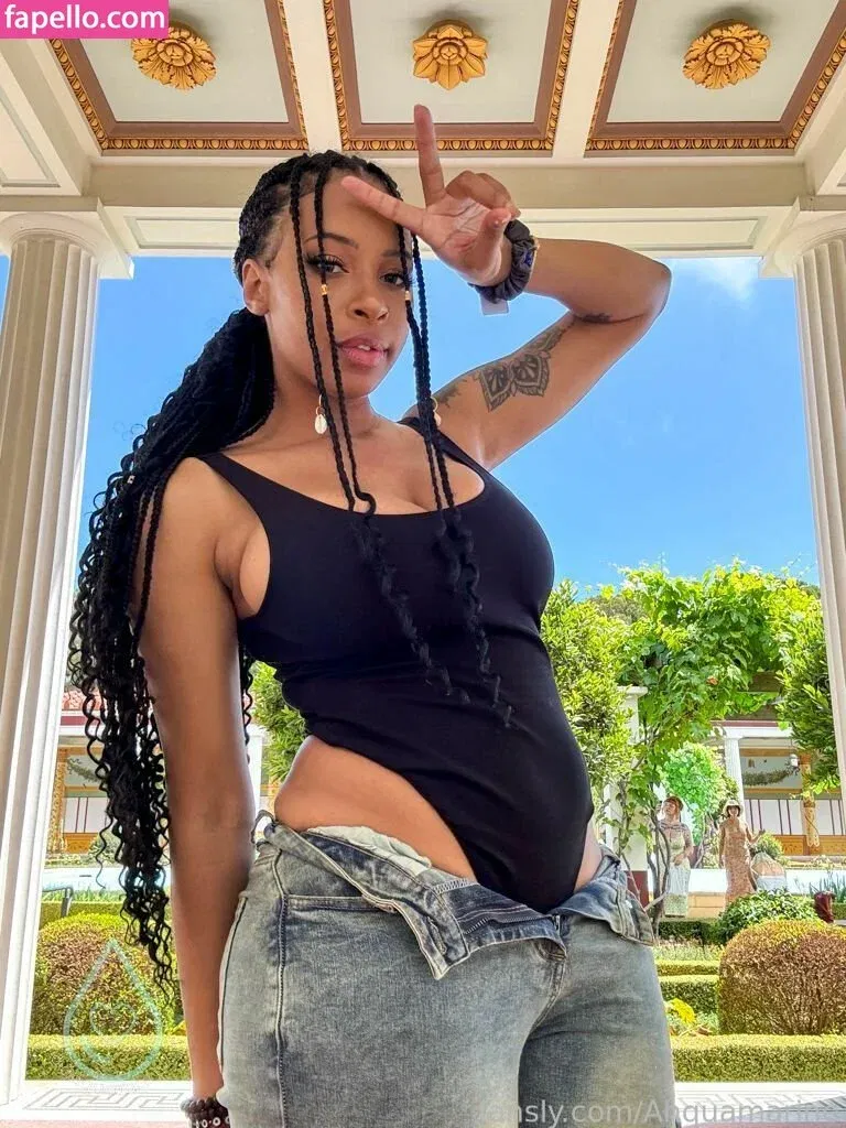 Ahquamarine Onlyfans Photo Gallery 
