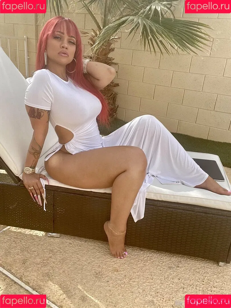 Redroselacubana Onlyfans Photo Gallery 