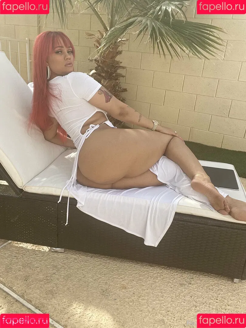 Redroselacubana Onlyfans Photo Gallery 