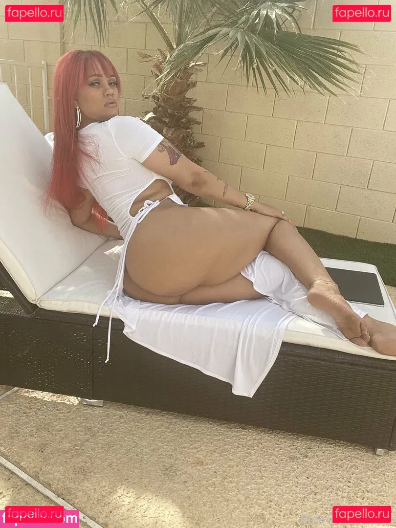 Redroselacubana Onlyfans Photo Gallery 