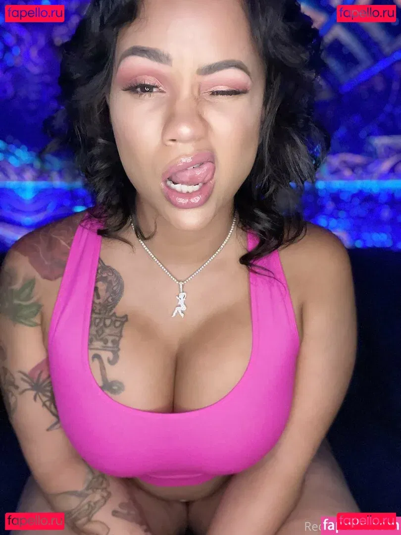 Redroselacubana Onlyfans Photo Gallery 