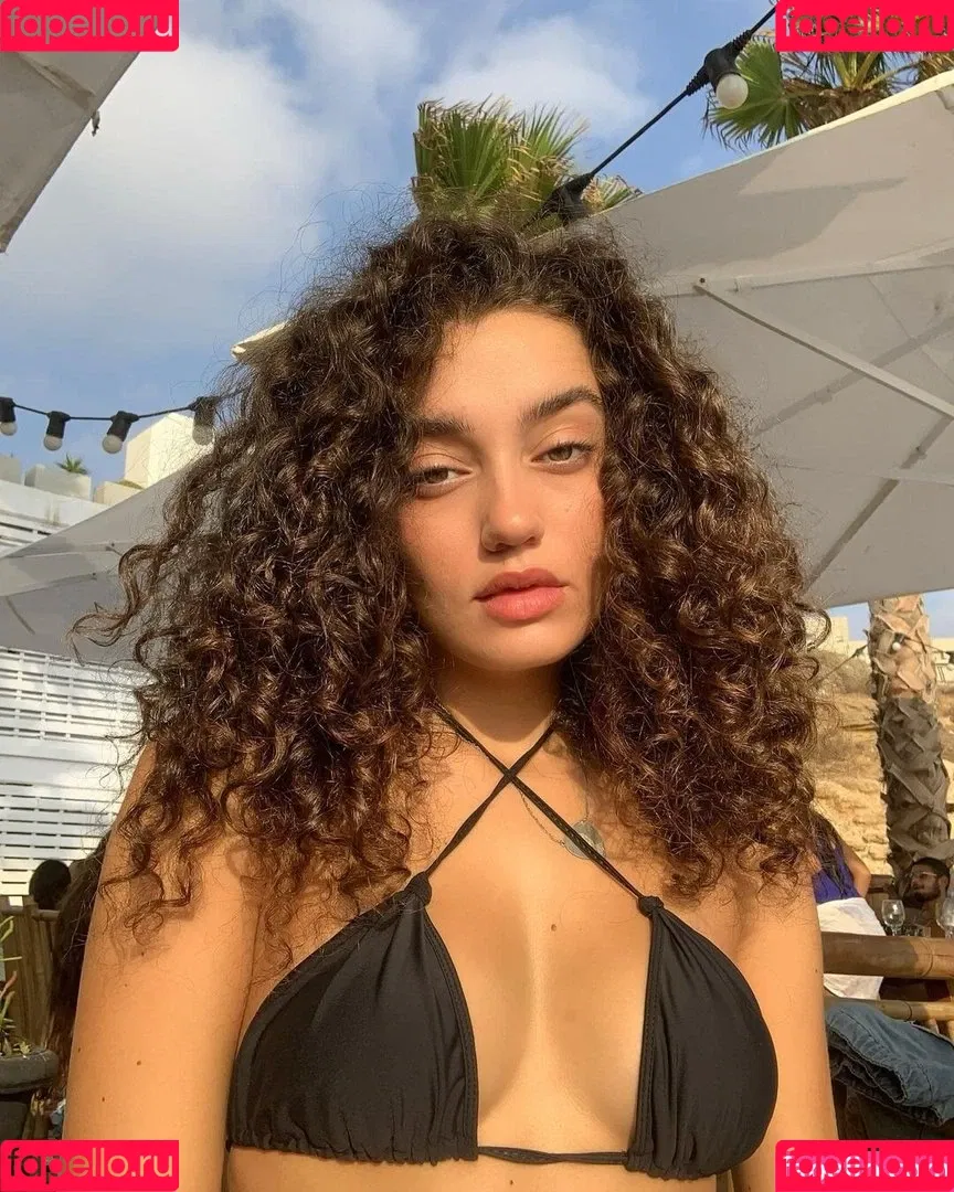 Liraz Nomdar Onlyfans Photo Gallery 