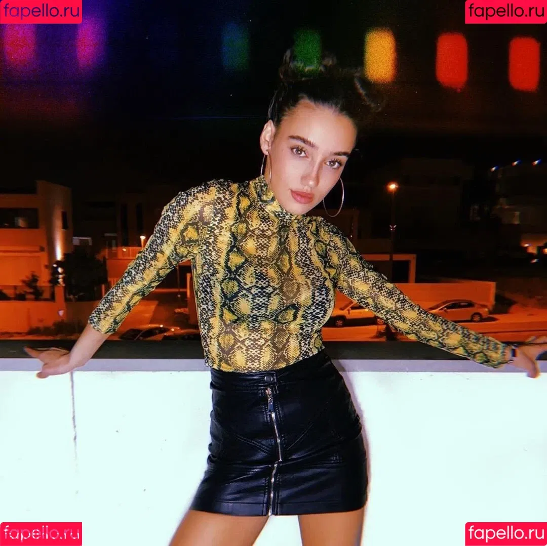 Liraz Nomdar Onlyfans Photo Gallery 
