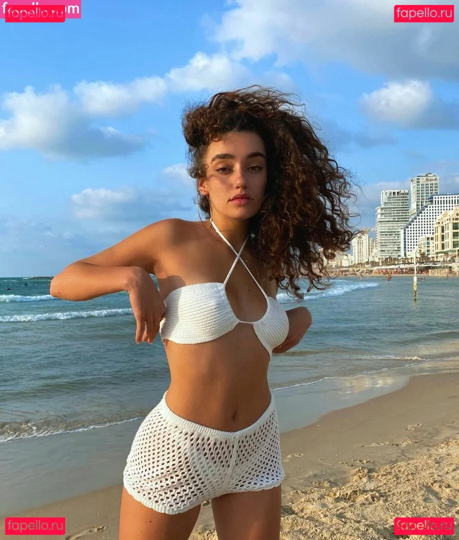 Liraz Nomdar Onlyfans Photo Gallery 