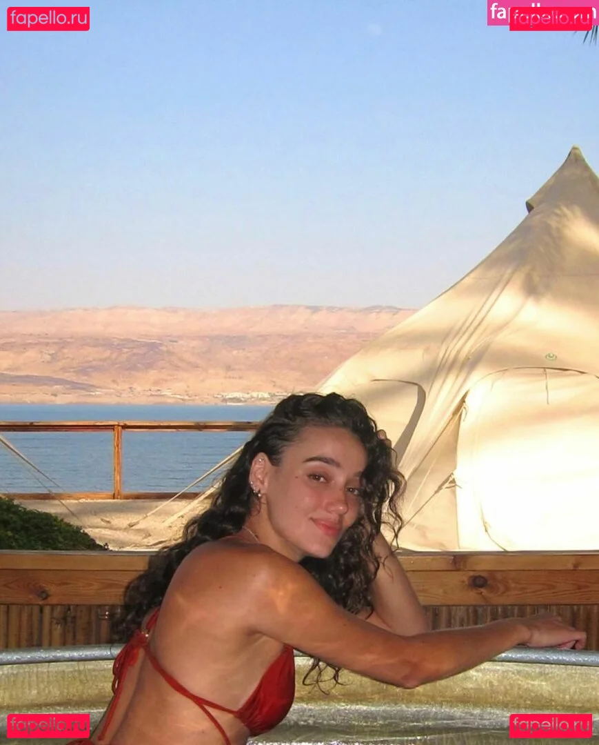 Liraz Nomdar Onlyfans Photo Gallery 