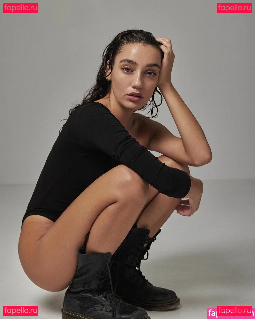 Liraz Nomdar Onlyfans Photo Gallery 