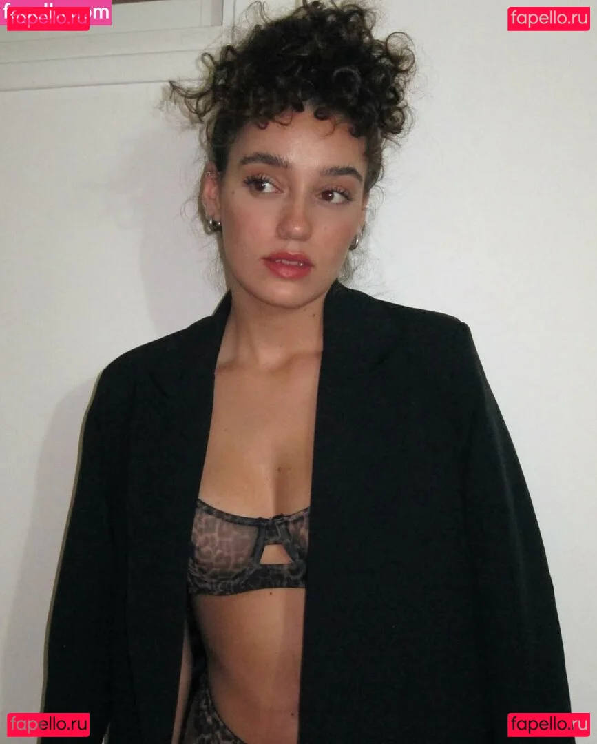 Liraz Nomdar Onlyfans Photo Gallery 