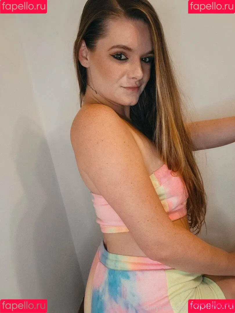 xoxoreneexo Onlyfans Photo Gallery 