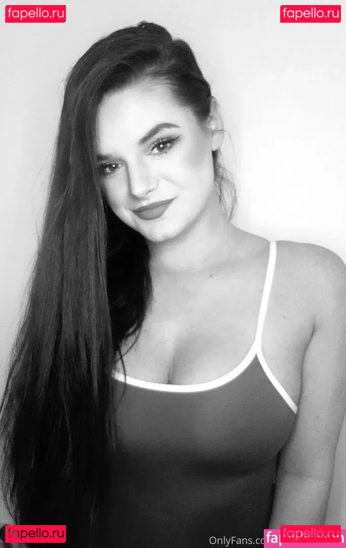 xoxoreneexo Onlyfans Photo Gallery 