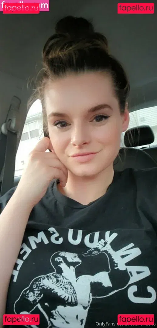 xoxoreneexo Onlyfans Photo Gallery 