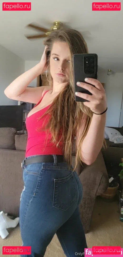 xoxoreneexo Onlyfans Photo Gallery 