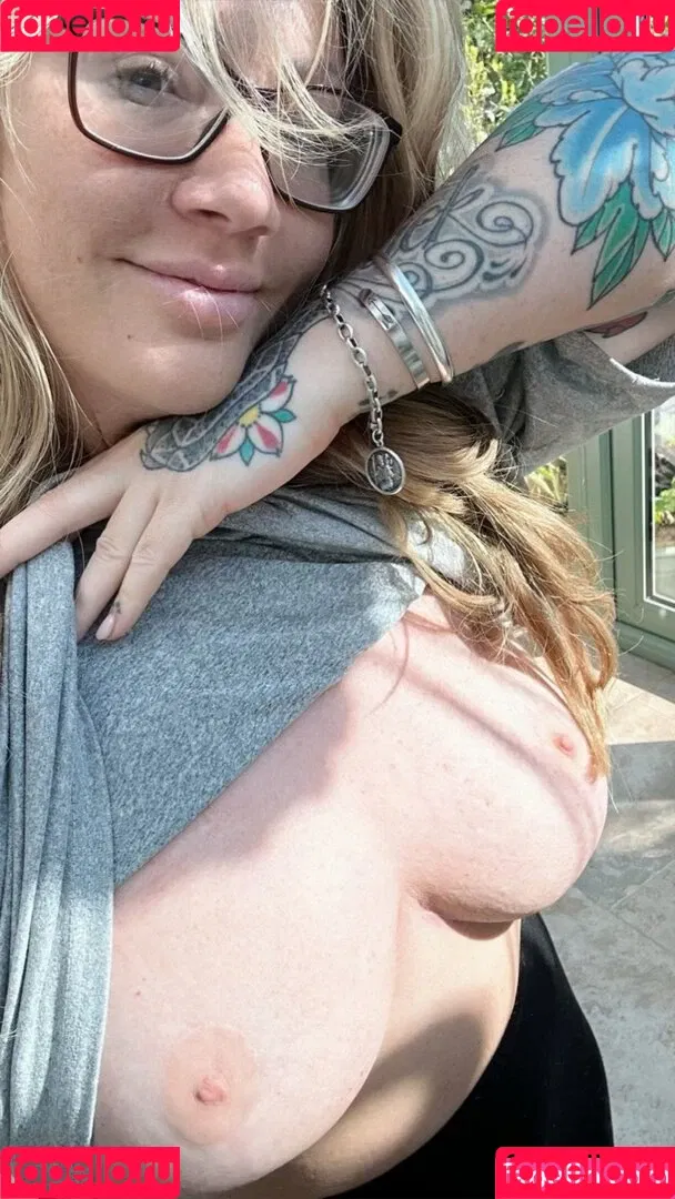 misshawthorn Onlyfans Photo Gallery 