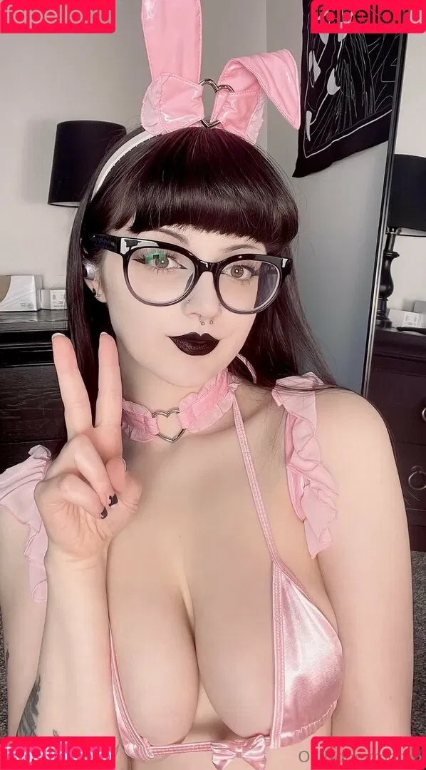 Honeymomo Onlyfans Photo Gallery 