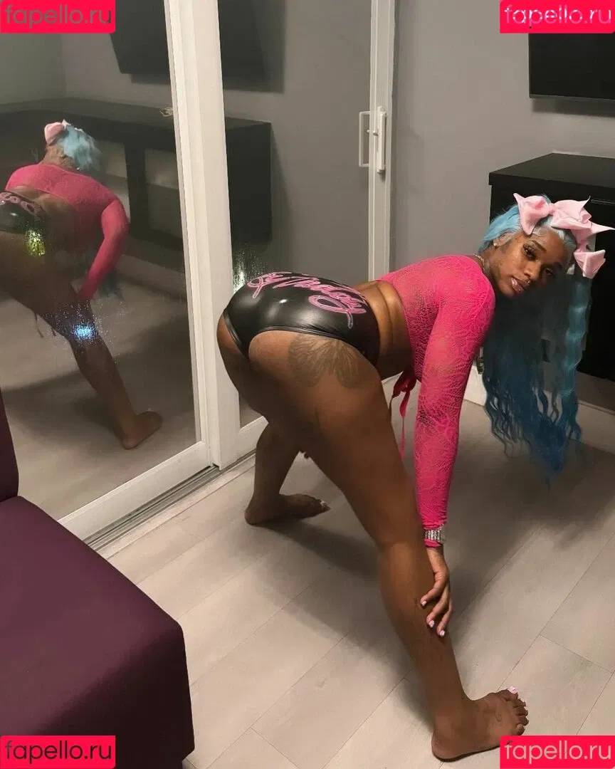 Sexxy Red Onlyfans Photo Gallery 