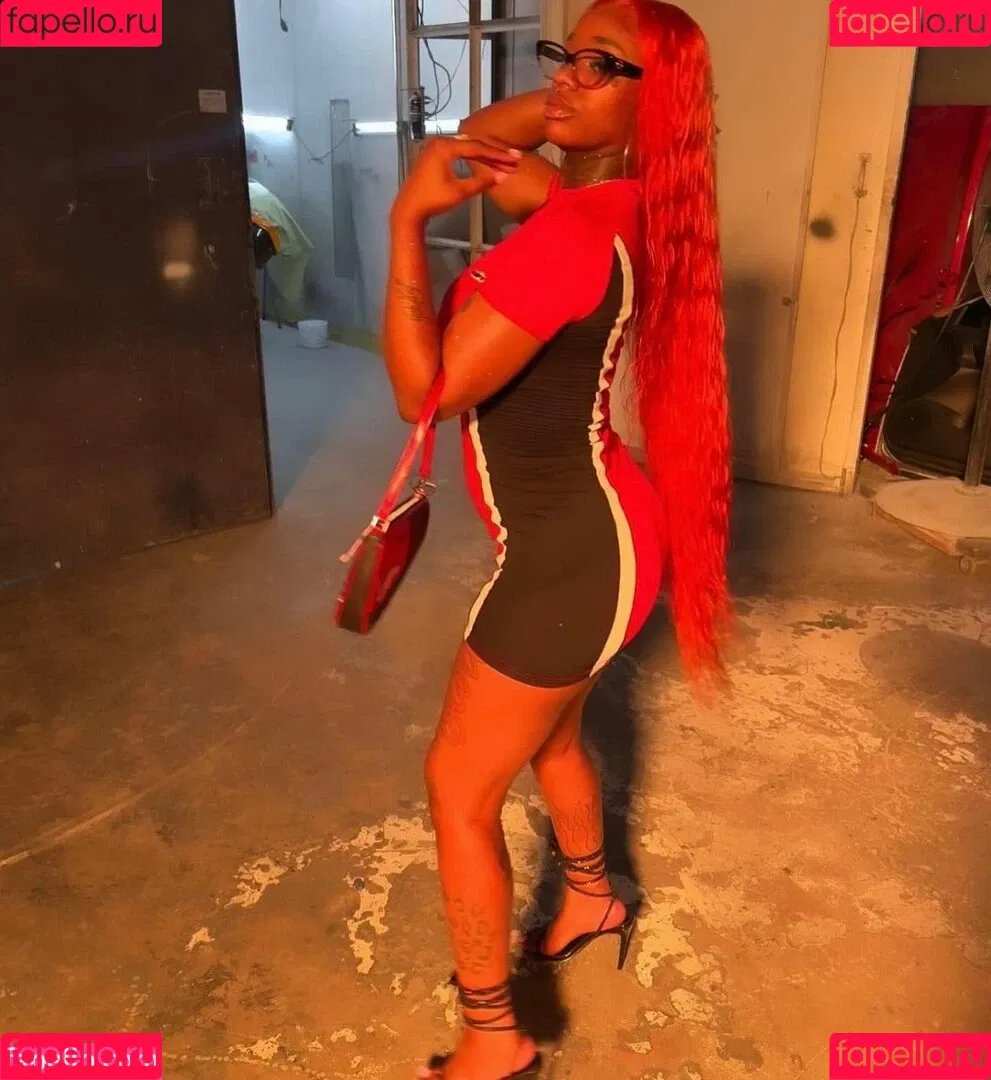Sexxy Red Onlyfans Photo Gallery 