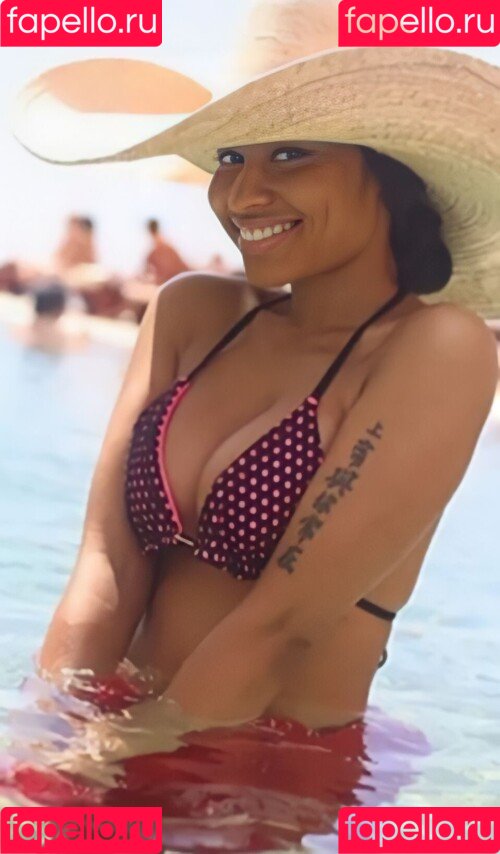 Sexxy Red Onlyfans Photo Gallery 