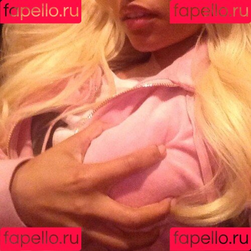 Sexxy Red Onlyfans Photo Gallery 