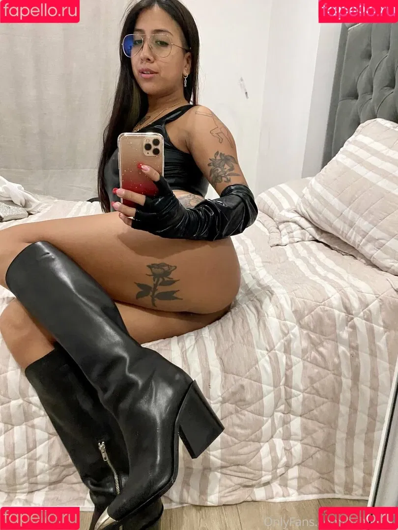 babygalsi Onlyfans Photo Gallery 