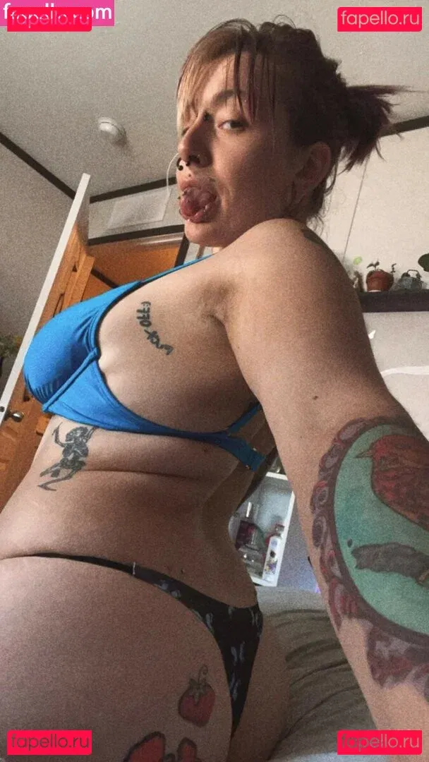 th3bak3dbuddh1st Onlyfans Photo Gallery 