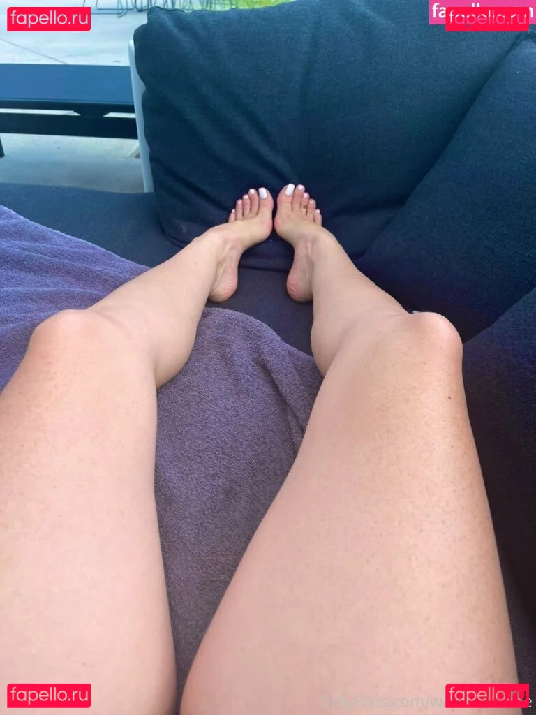 waifufeetmilkpaid Onlyfans Photo Gallery 