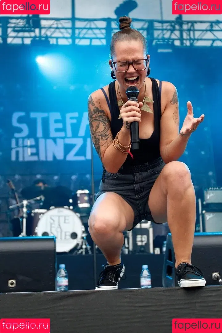 Stefanie Heinzmann Onlyfans Photo Gallery 