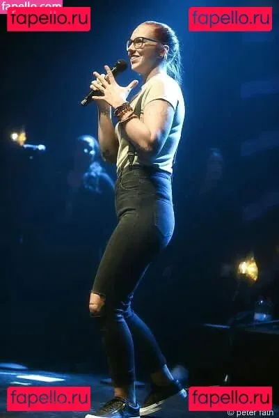 Stefanie Heinzmann Onlyfans Photo Gallery 