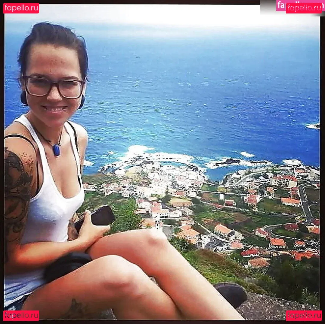 Stefanie Heinzmann Onlyfans Photo Gallery 