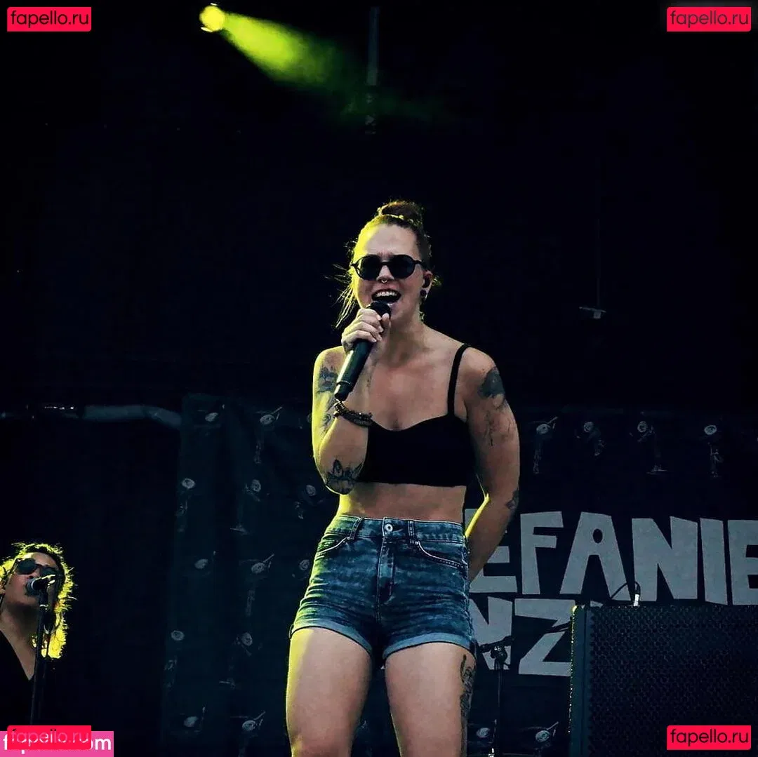 Stefanie Heinzmann Onlyfans Photo Gallery 