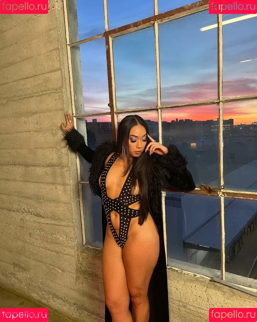 Kassandra Lee Onlyfans Photo Gallery 