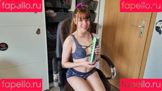 Anne Eden Onlyfans Photo Gallery 