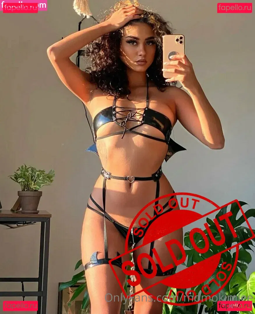 momokimlee Onlyfans Photo Gallery 