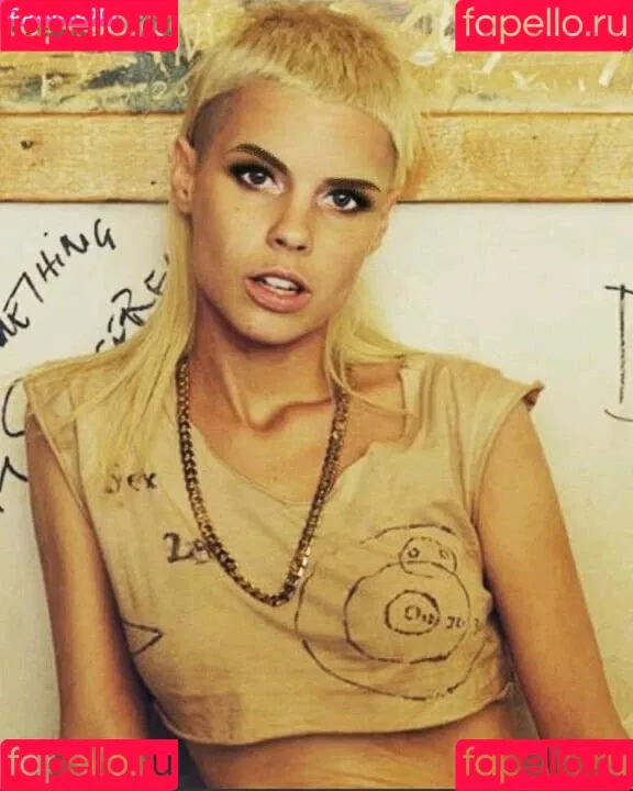 Yolandi Visser Onlyfans Photo Gallery 
